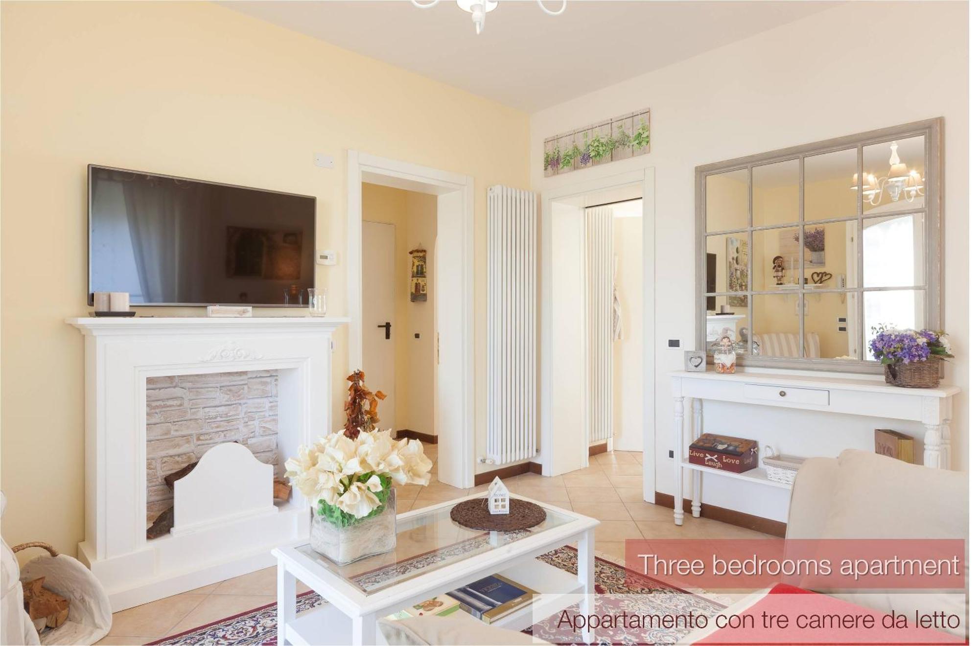 Nina Guest House Longare Phòng bức ảnh